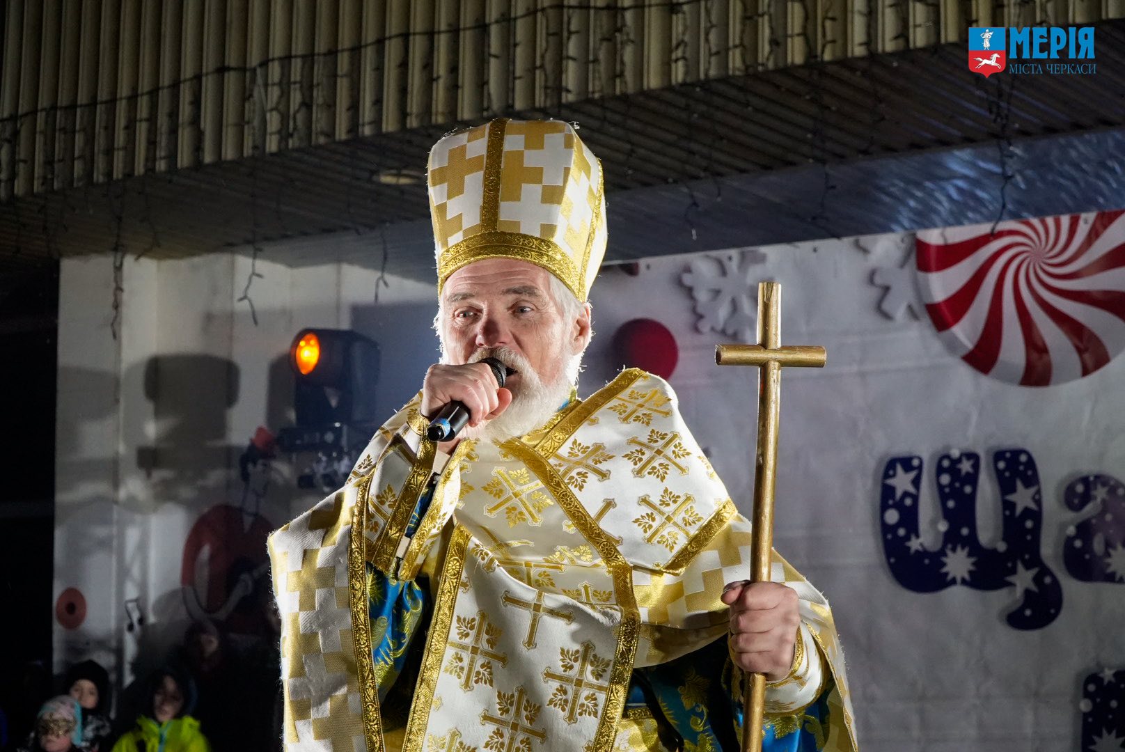 У південно-західному мікрорайоні Черкас відкрили різдвяне містечко - фото 2