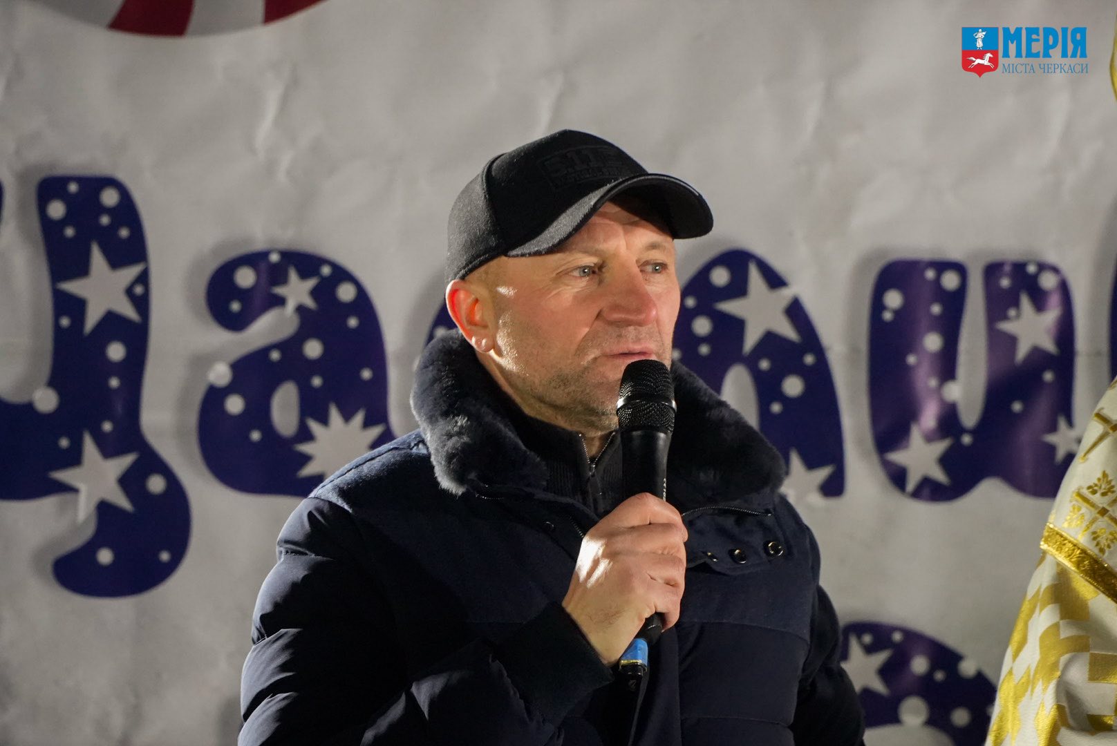 У південно-західному мікрорайоні Черкас відкрили різдвяне містечко - фото 6