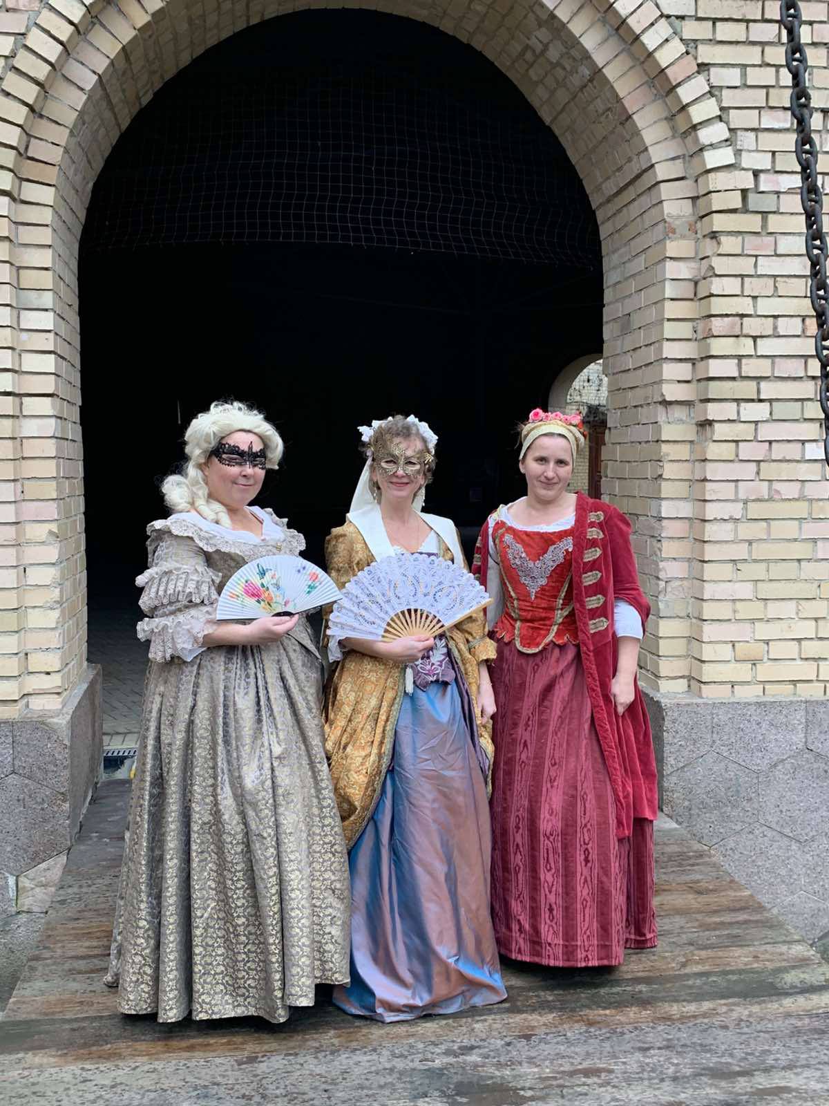 У Києві відбувся костюмований бал «Барокові маски»