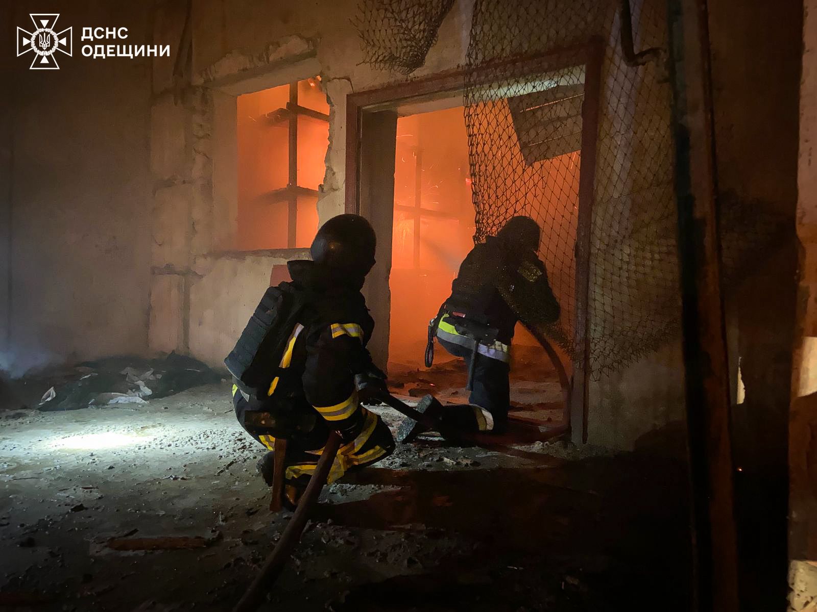 На Одещині атакована енергетична інфраструктура, будинки і корабель - фото 2