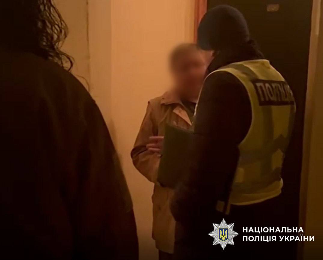 У киянки, яка тримала вовка в квартирі, виявили ще й мертву лисицю