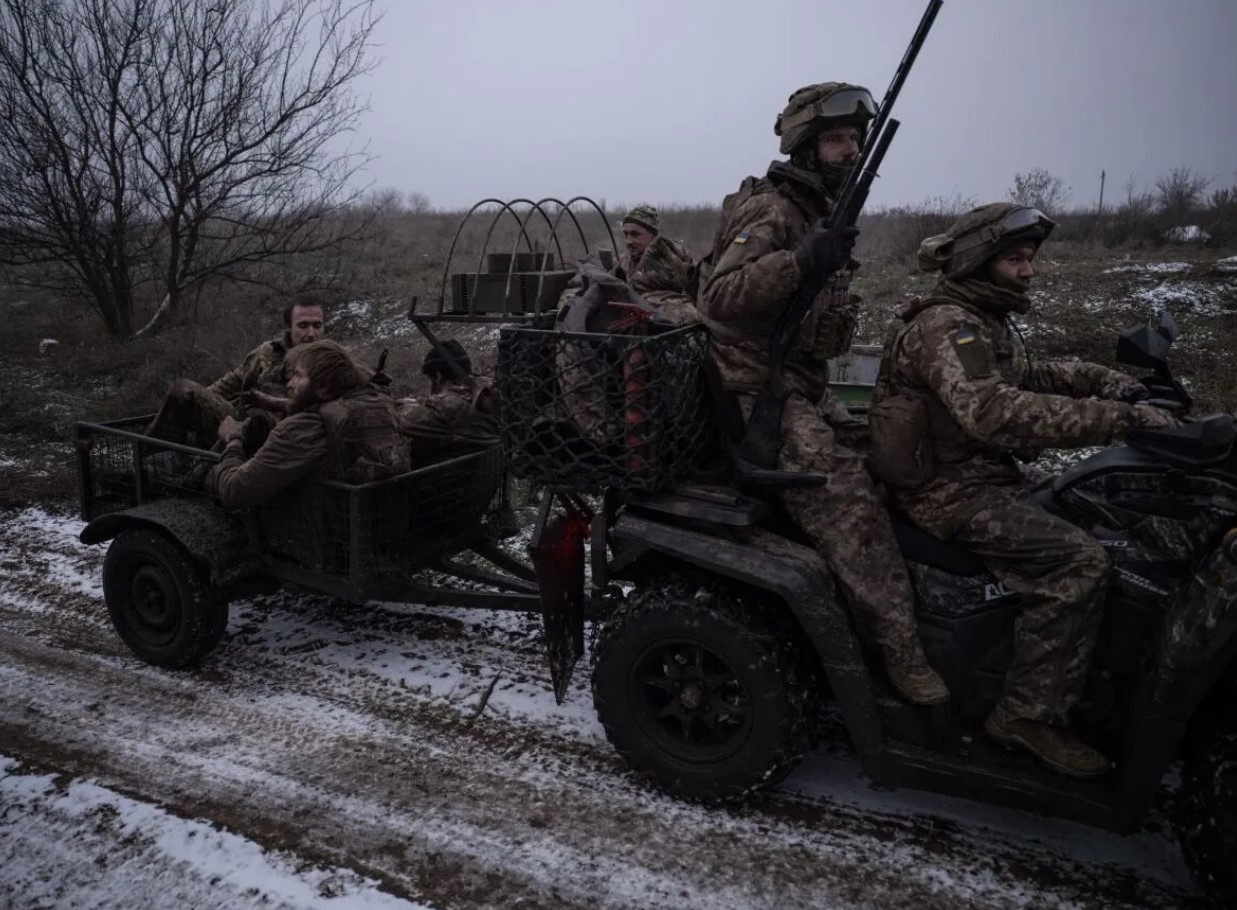 Піхотинці 130 днів тримали позиції і вивезли полоненого - фото 2