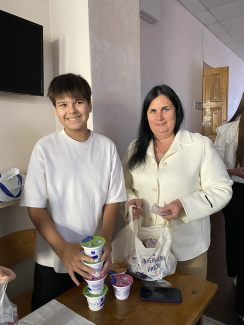 Вінницький ліцей №4 зібрав допомогу воїнам із трьох бригад - фото 5