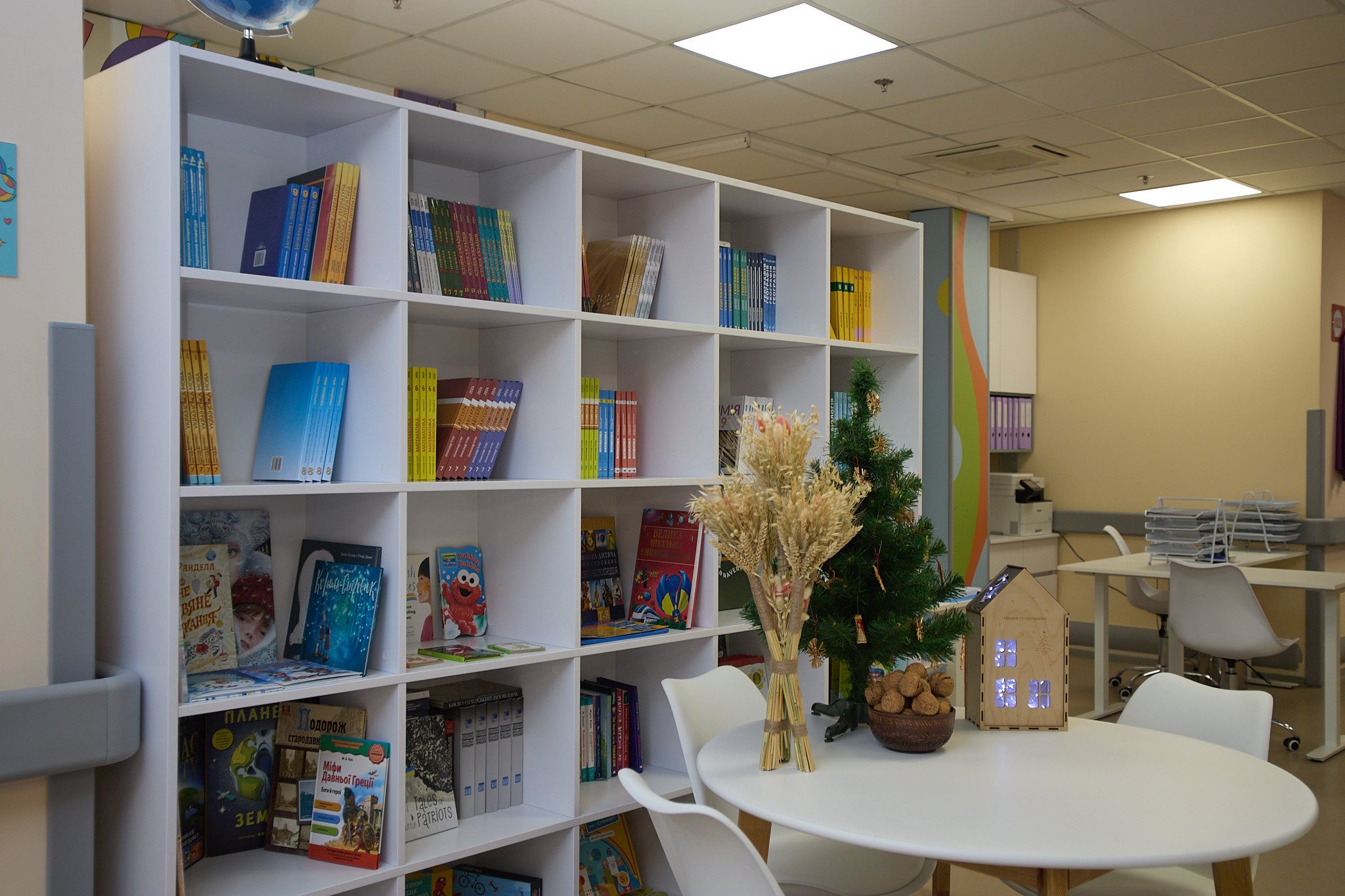 В Охматдиті після російської атаки оновили «Школу Супергероїв»