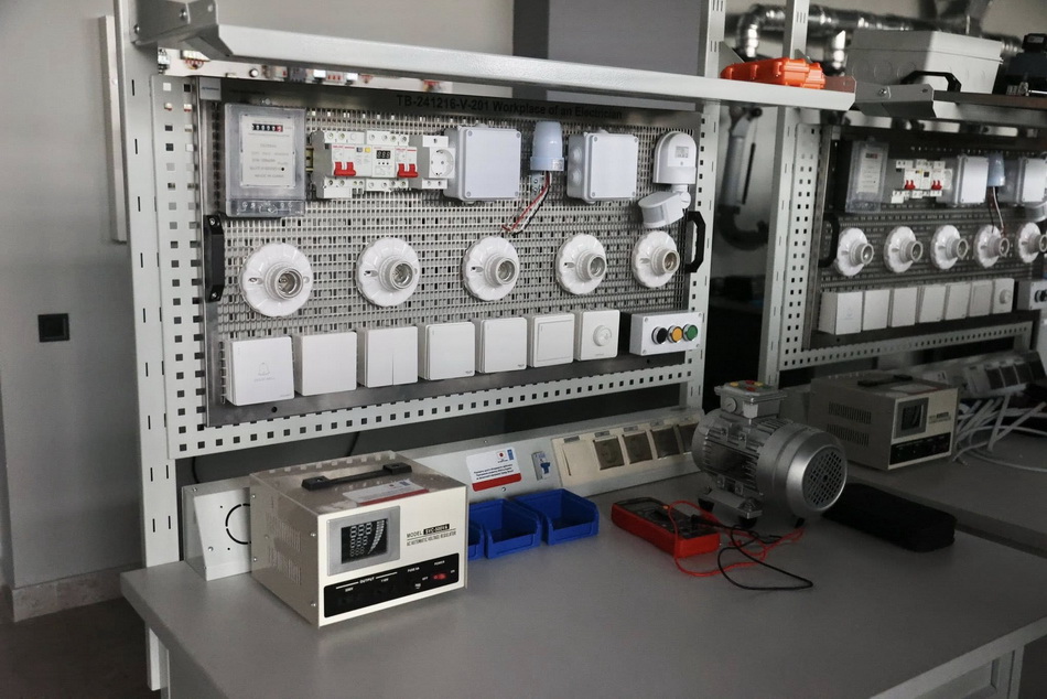 У Вінницькому коледжі створили сучасну майстерню для електромонтерів - фото 5