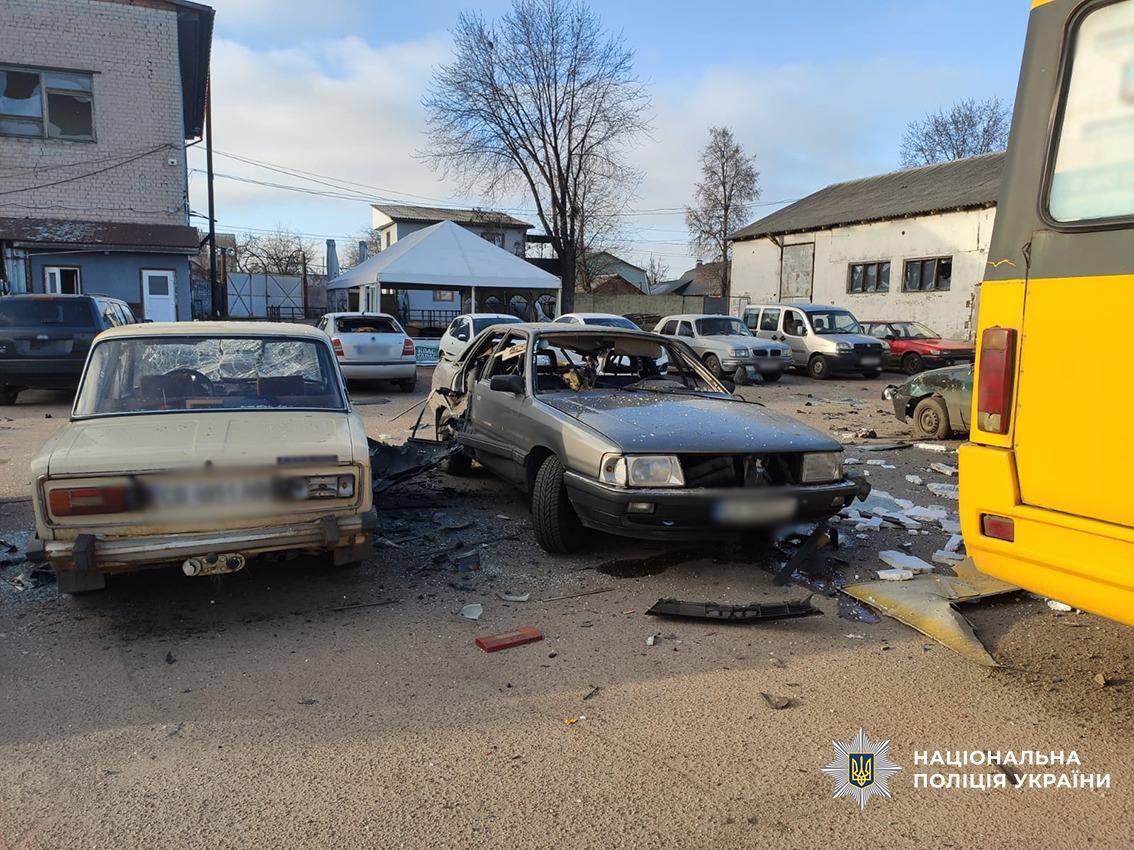 Російські «Герані» атакували будинки, енергетику, підприємства і транспорт на Чернігівщині, є загиблі - фото 2