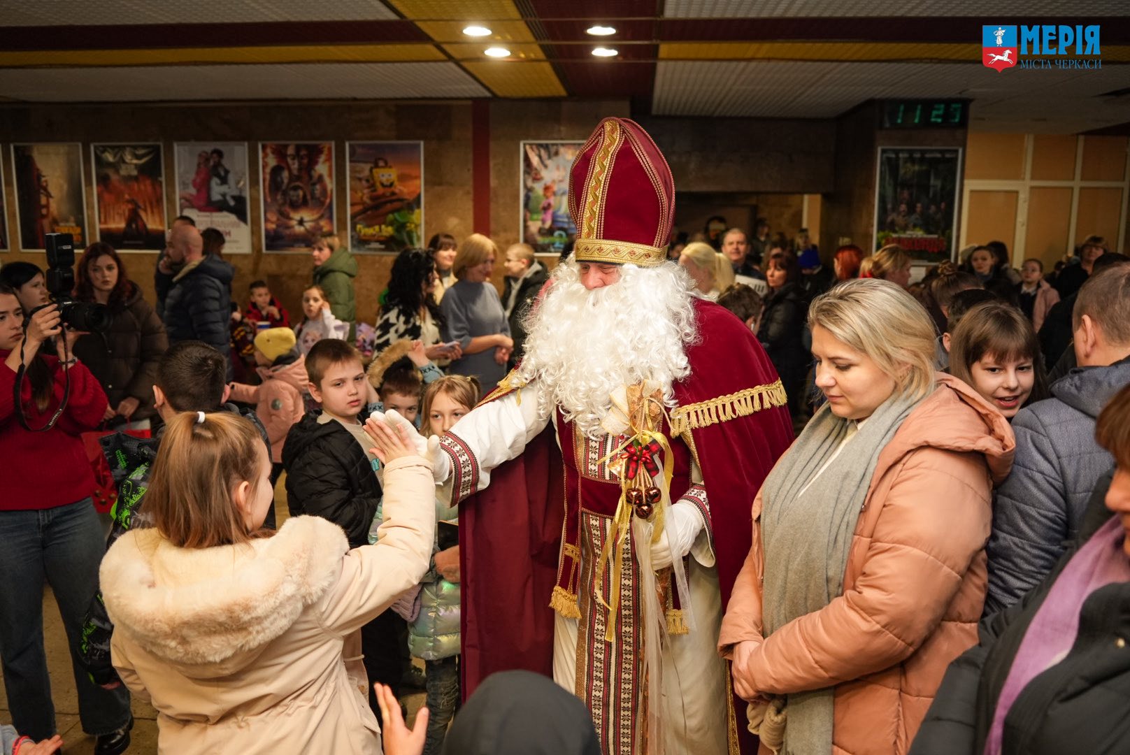 Для дітей захисників в Черкасах організували різдвяне свято - фото 3