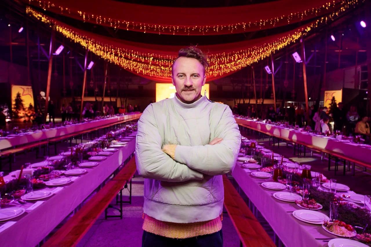 Понад 5 тис. вареників та 120 кг куті: у столиці відбулася масштабна різдвяна вечеря для прийомних родин