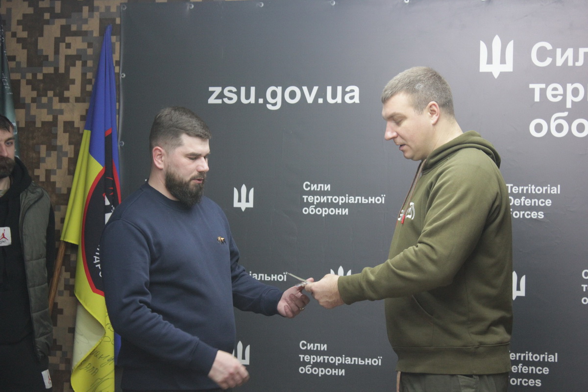 Командир вінницької 120-ї бригади вручив нагороди військовим - фото 8