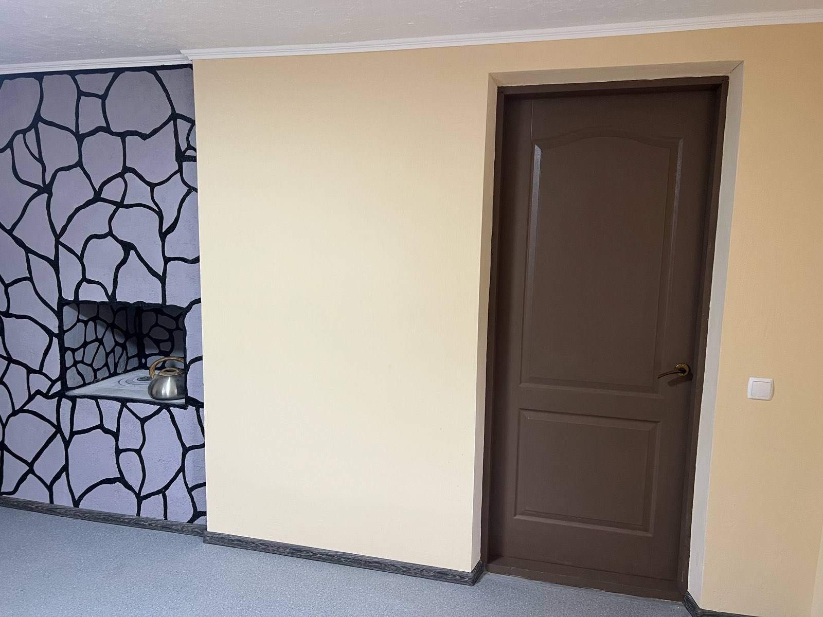 У селі на Вінниччині в будиночку зі зрубу облаштували ветеранський простір - фото 4