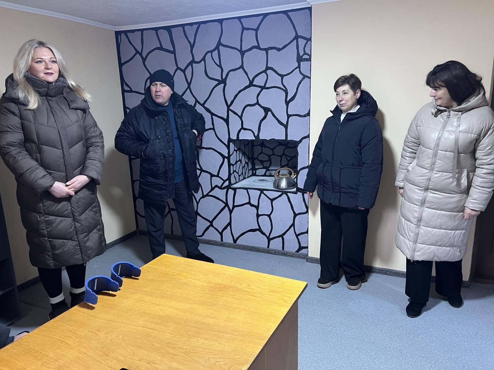 У селі на Вінниччині в будиночку зі зрубу облаштували ветеранський простір - фото 7