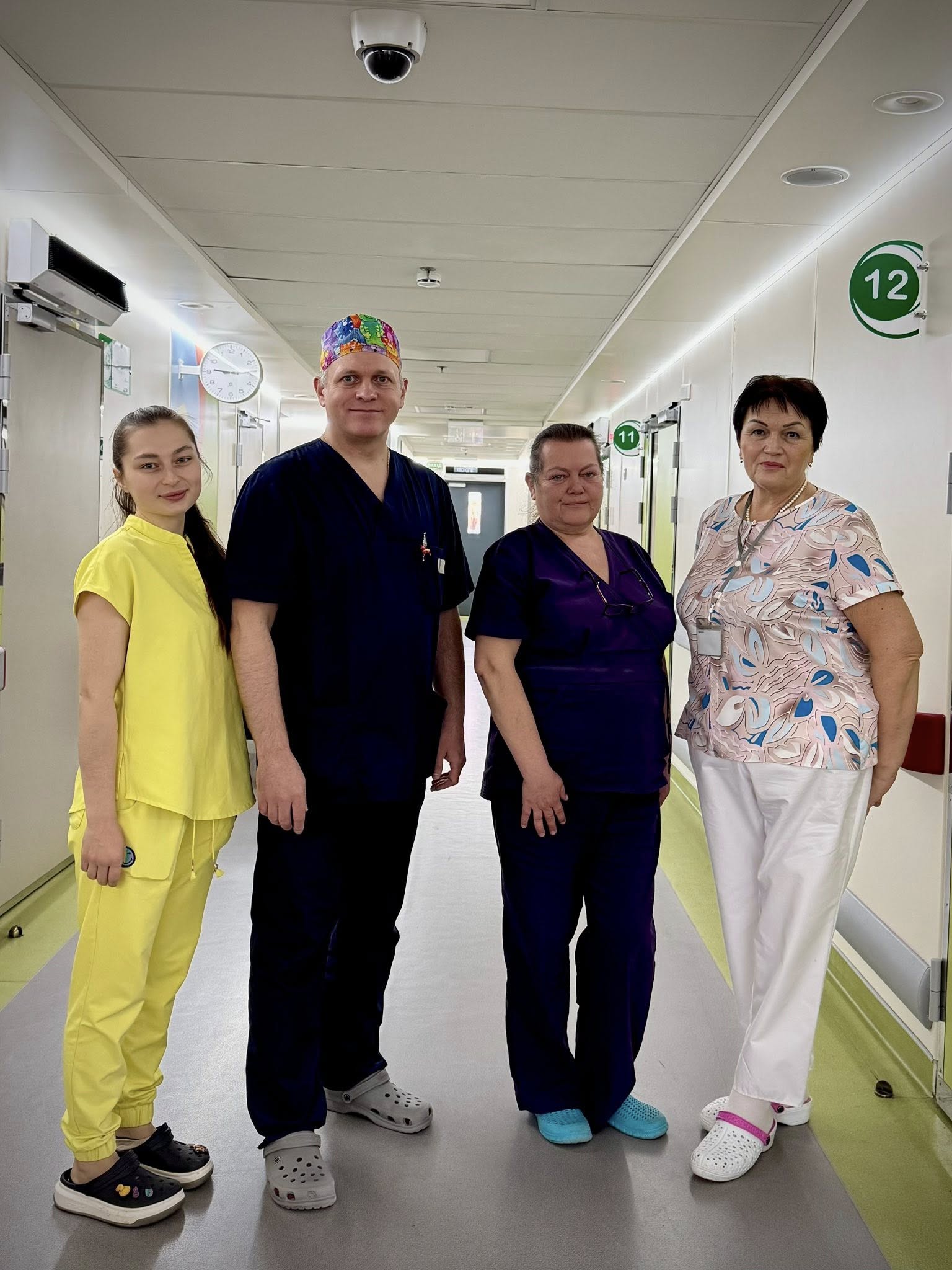 В Охматдиті врятували 4-річну дівчинку з Сумщини після після атаки ворожого дрона