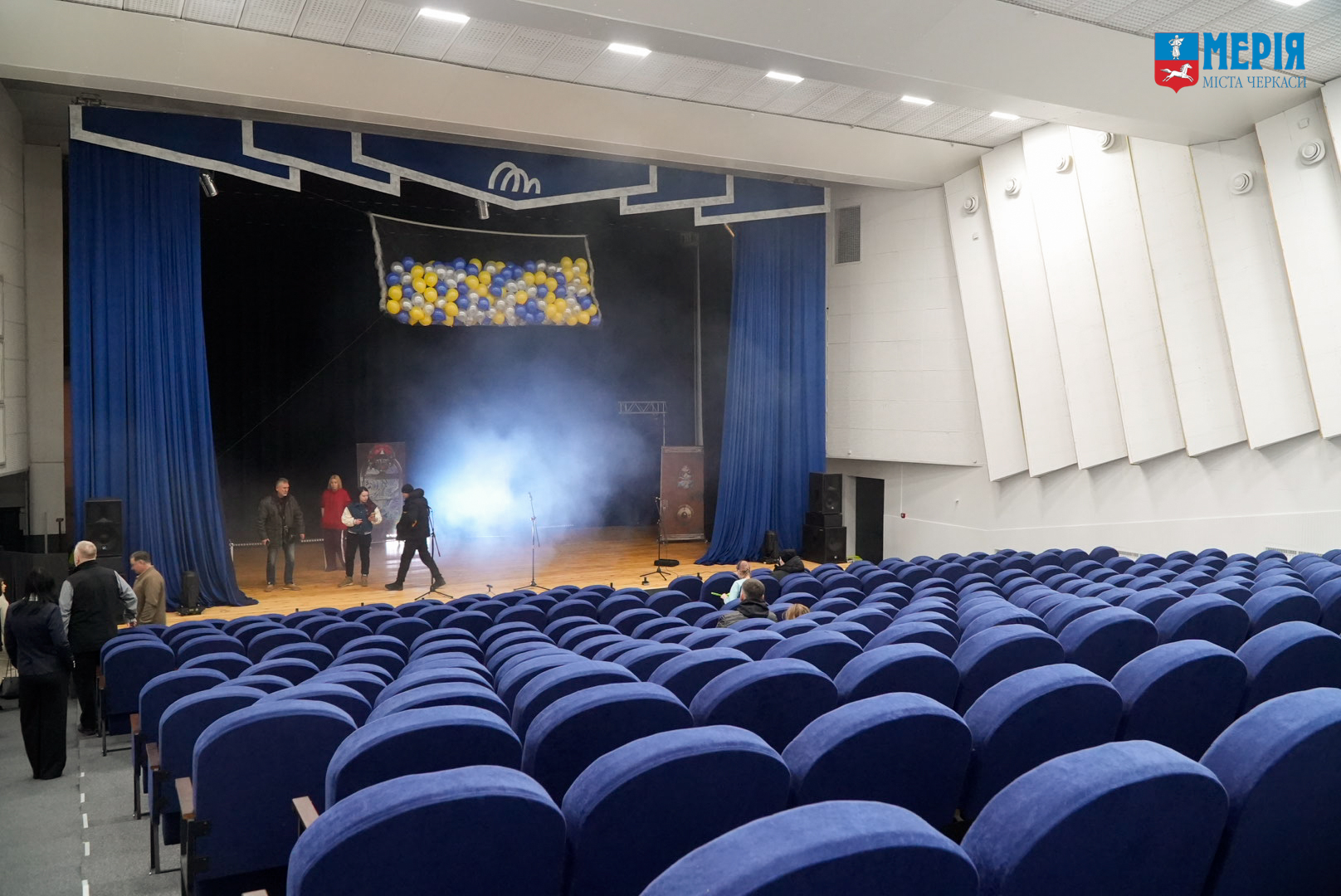 У Черкасах осучаснили концертну залу в палаці молоді - фото 5