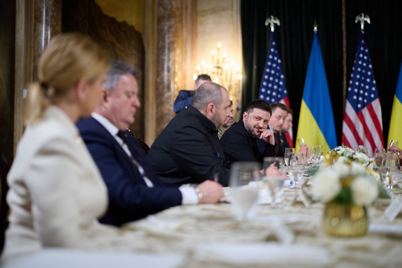 Журналісти дізналися, що подавали на стіл з нагоди зустрічі Зеленського і Трампа