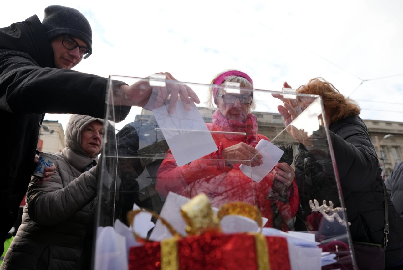 У Сербії студенти ініціювали збір підписів за зміну влади – вони вимагають усунути Вучича