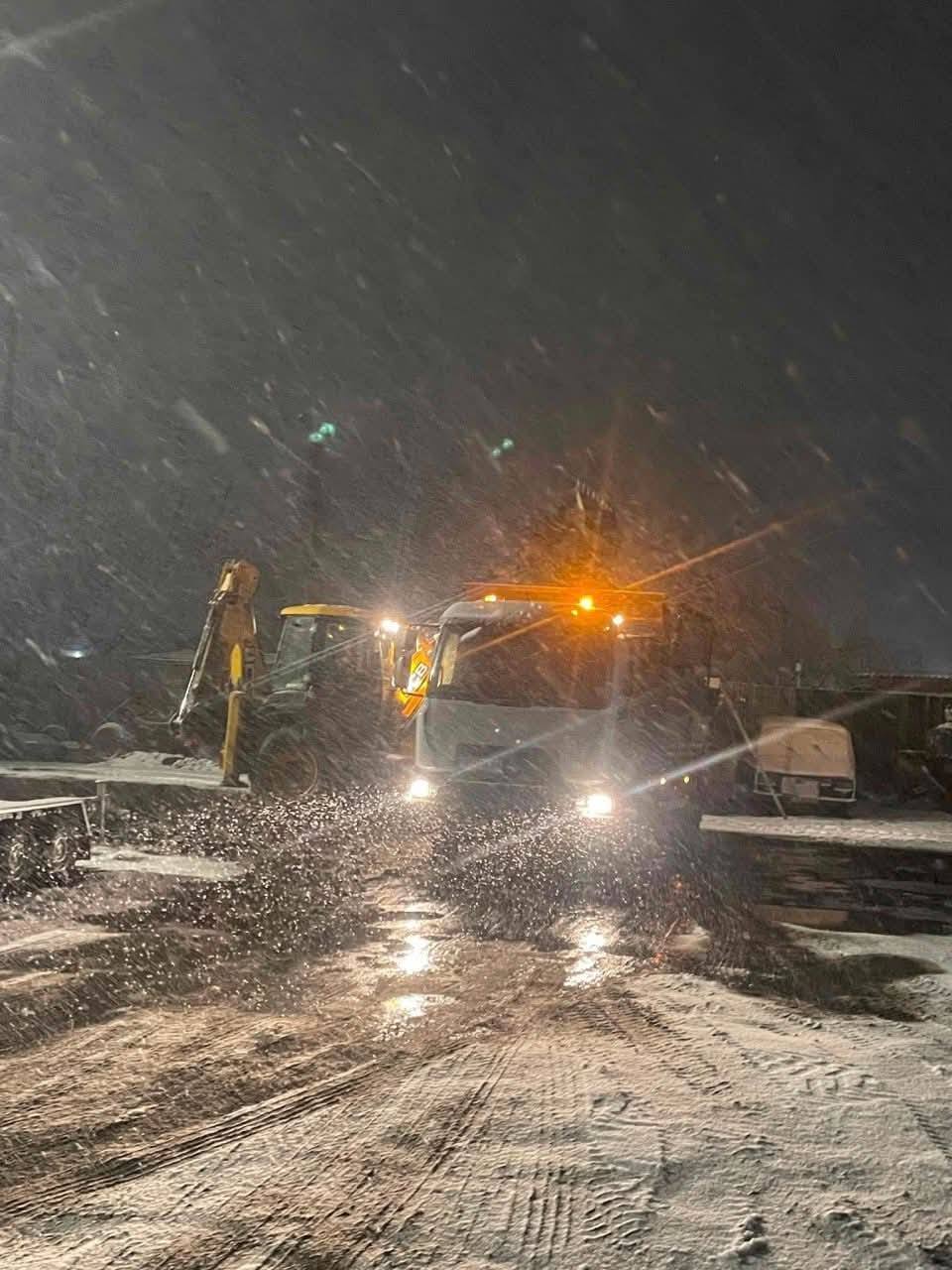 У Черкасах за ніч використали 114 тонн протиожеледної суміші - фото 2
