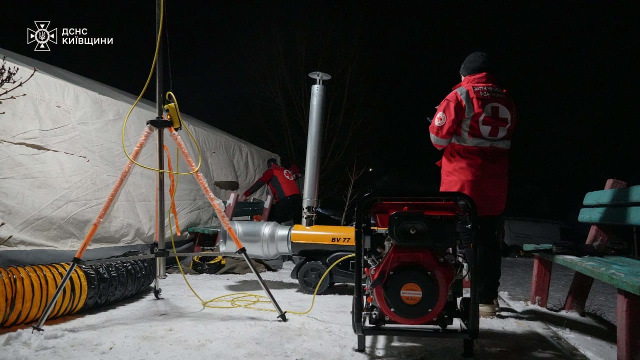 Четверту добу Вишгород живе без світла