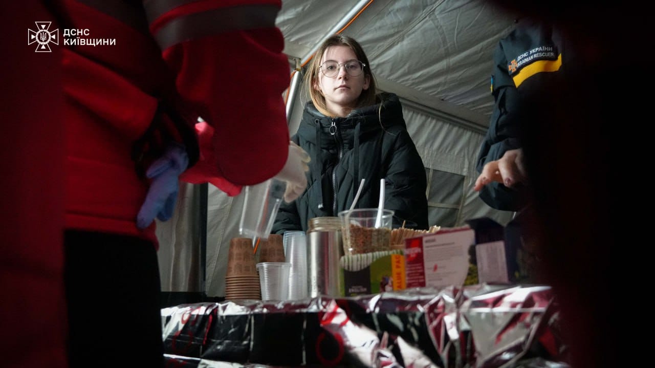 Четверту добу Вишгород живе без світла - фото 2