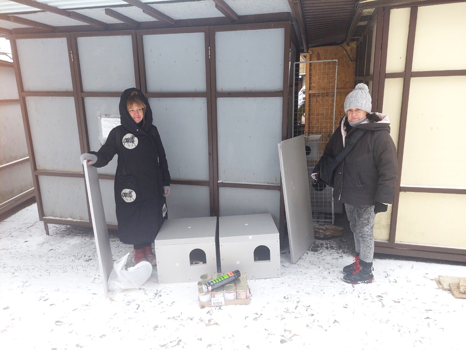 У «Софіївці» встановили будиночки для безпритульних котів - фото 3