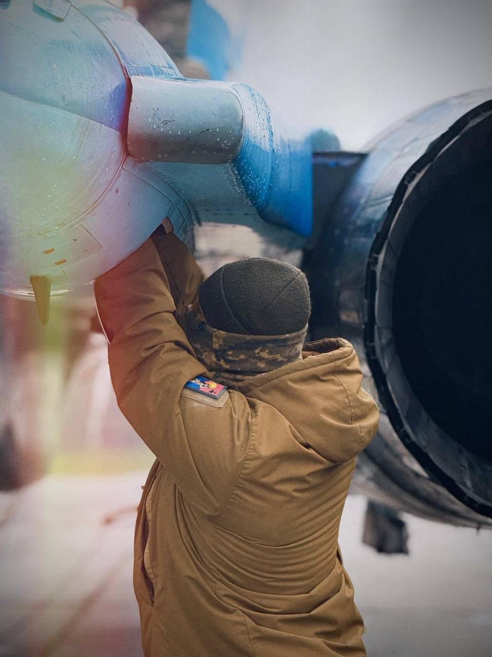 «Розумієш, що наступний удар може бути і по тобі, але робота не зупиняється», — авіаційний технік 39-ї бригади тактичної авіації