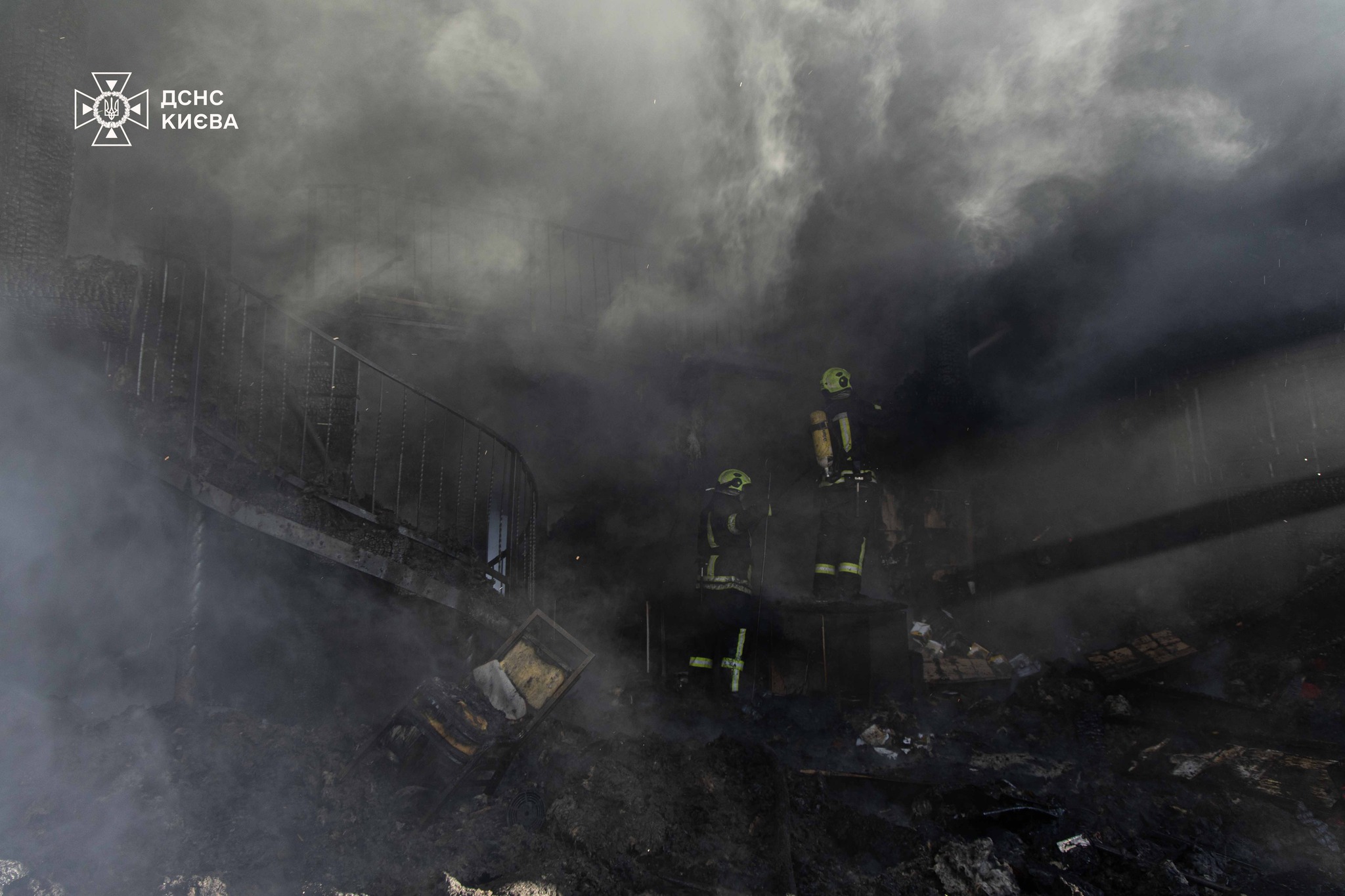 У Києві під час пожежі постраждала мати з дитиною