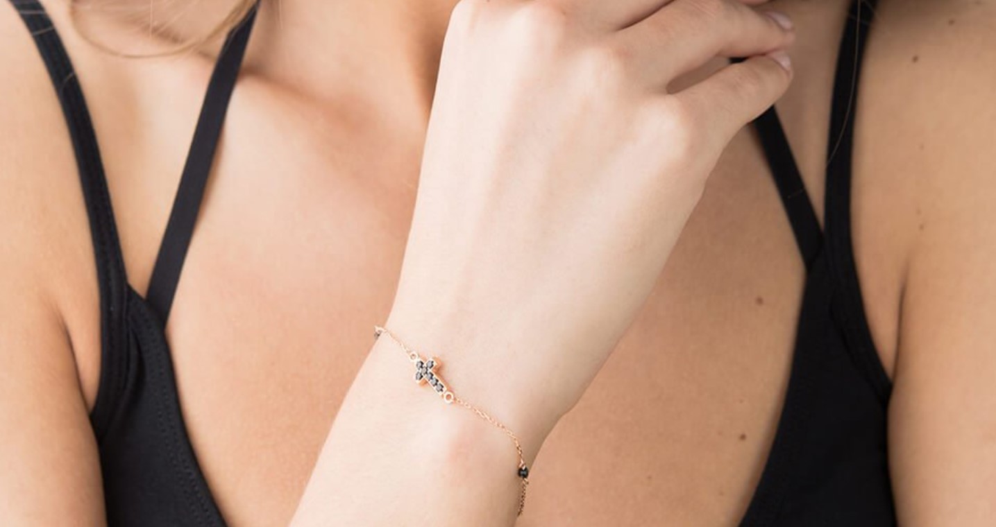 Як можуть впливати на людину браслети з натуральним камінням