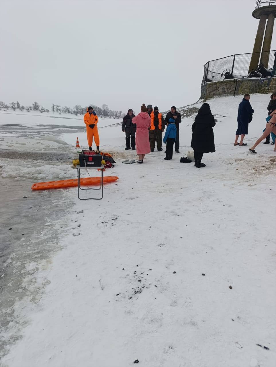 У Черкасах рятувальники забезпечують безпеку під час святкування Водохреща