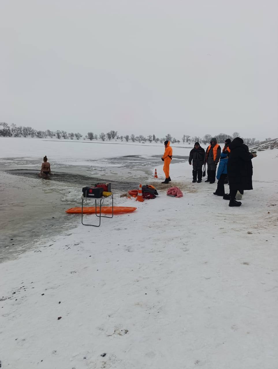 У Черкасах рятувальники забезпечують безпеку під час святкування Водохреща - фото 2