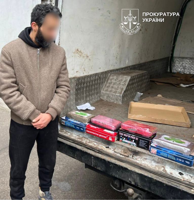 У Києві затримали іноземця з 4 кг кокаїну вартістю майже 35 млн грн