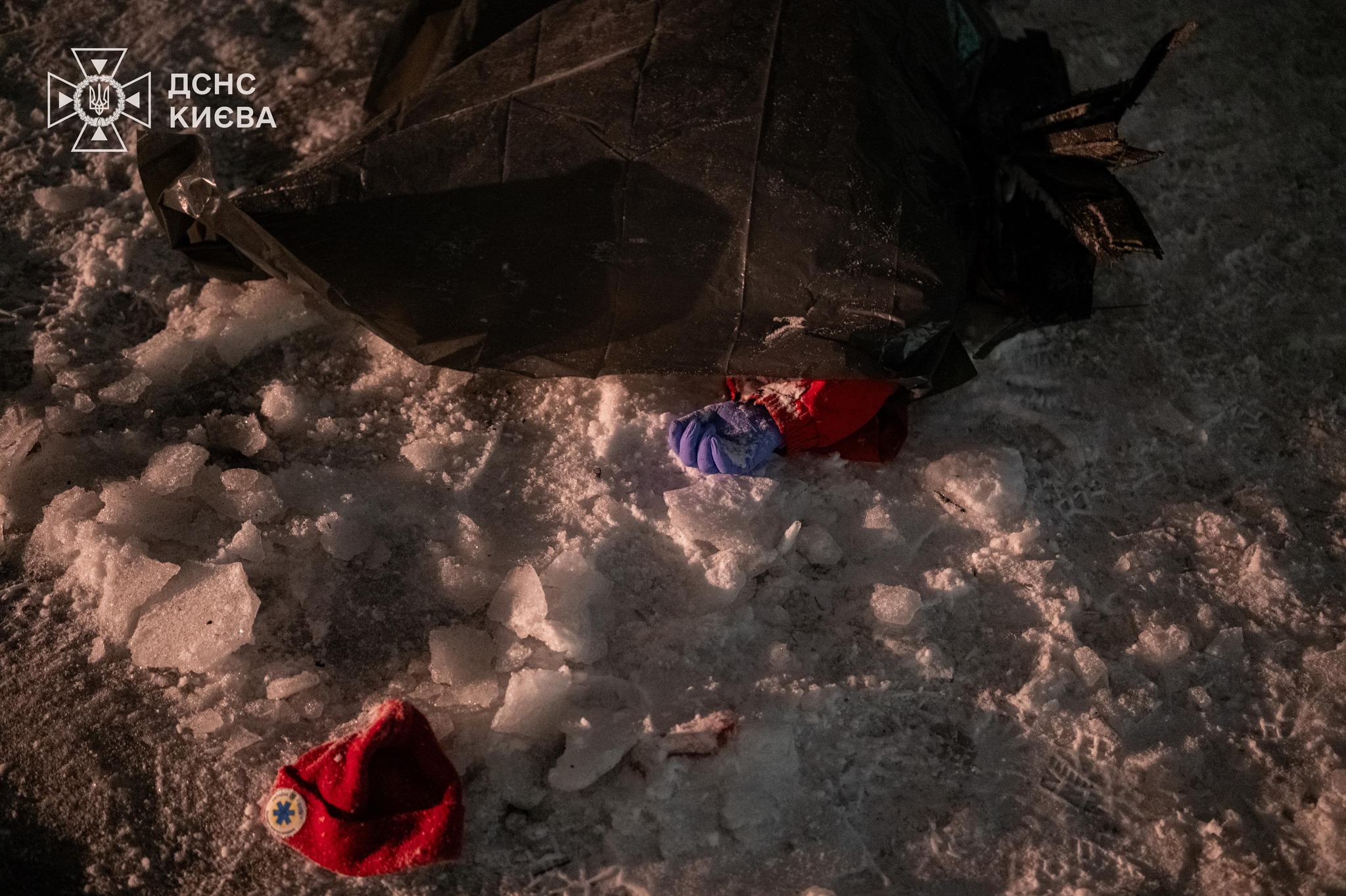 Київ: 3 людини загинули, 18 — травмовані, серед них 5 рятувальників