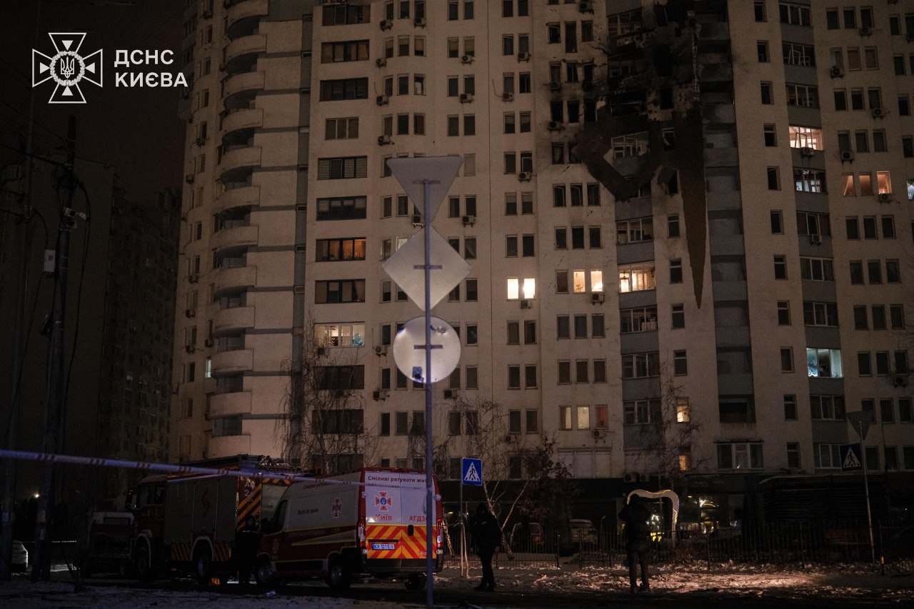 Зеленський прокоментував удар по Україні - фото 6