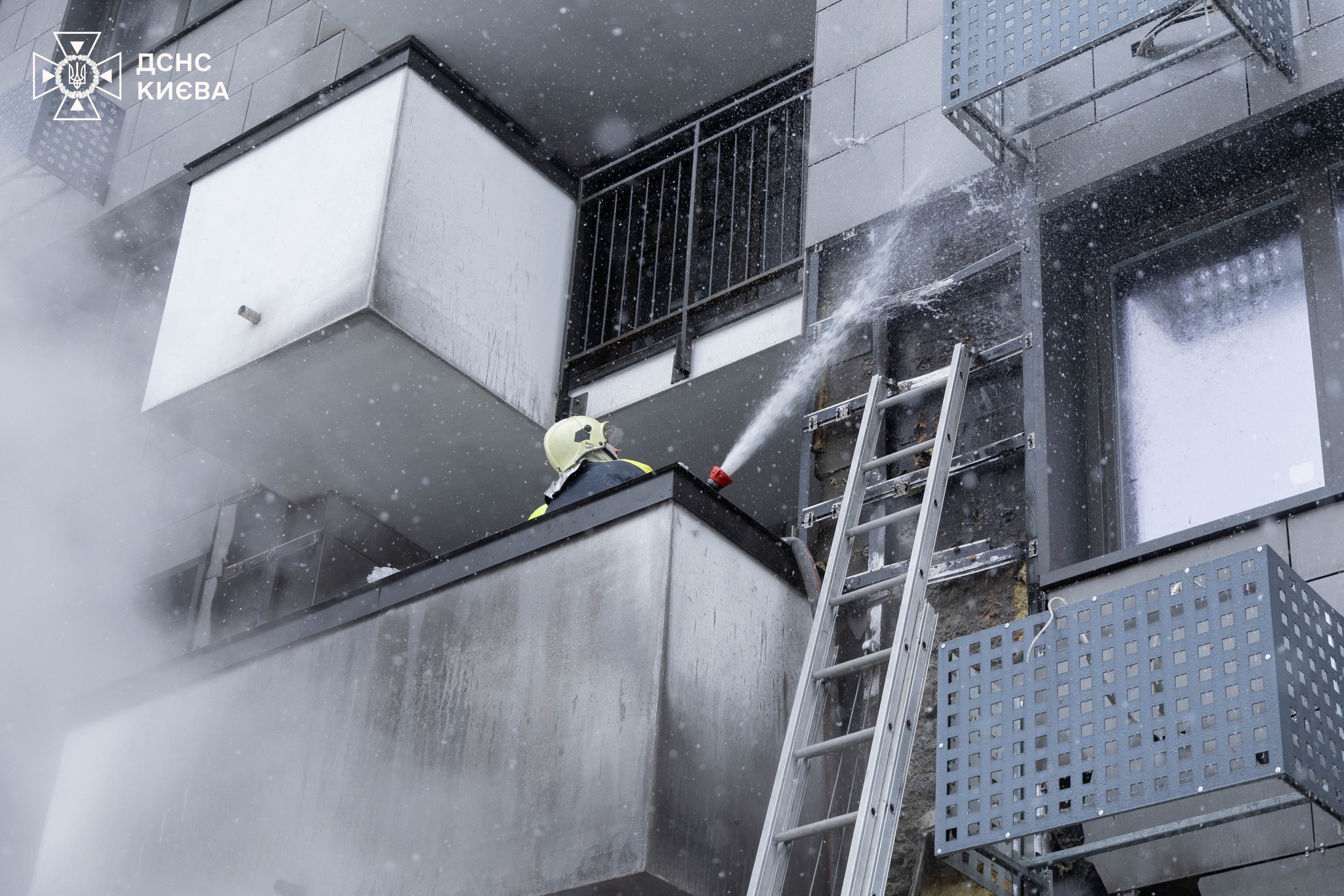 У Шевченківському районі Києва під час пожежі врятували 5 людей