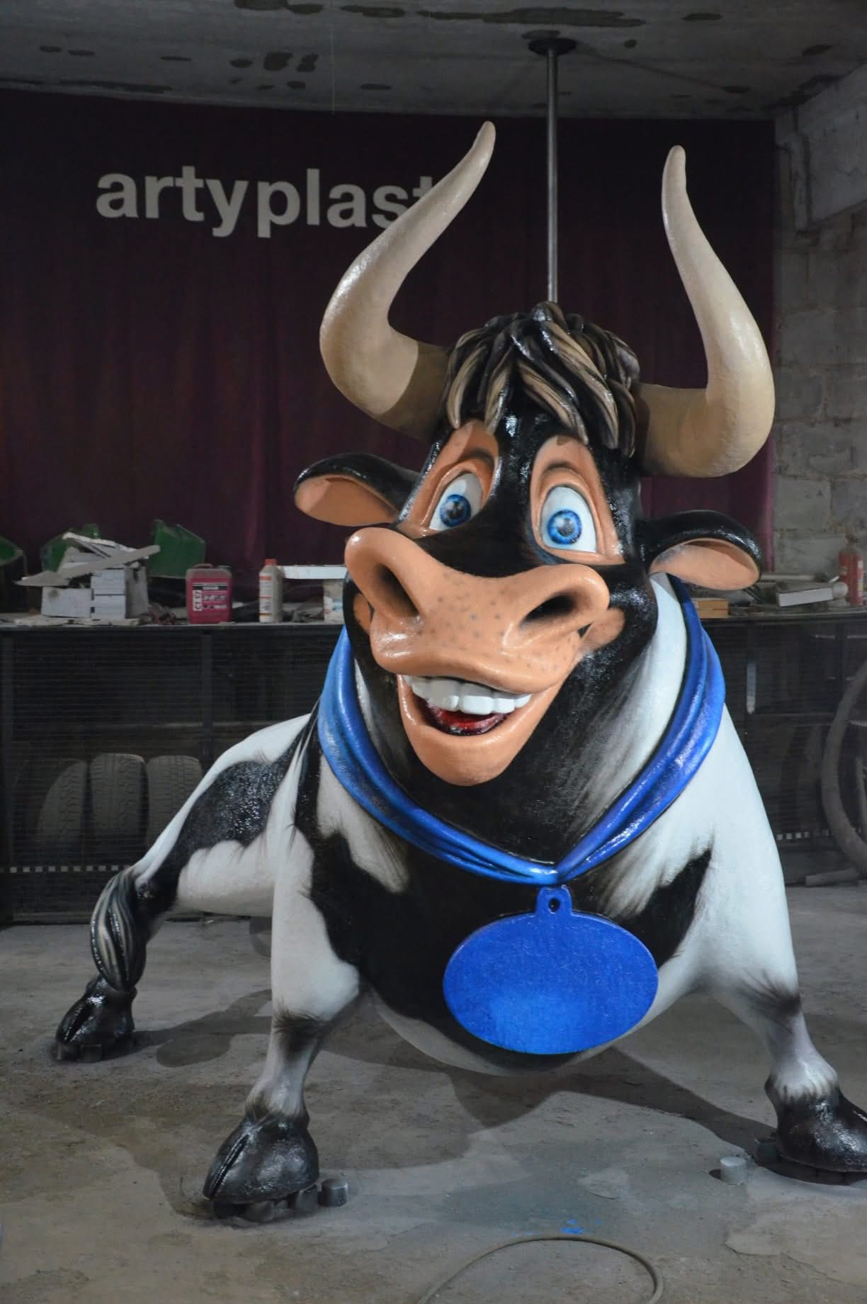 Воїн та автор артоб'єкта «Я люблю Вінницю» зробив скульптуру коня зі снігу - фото 3