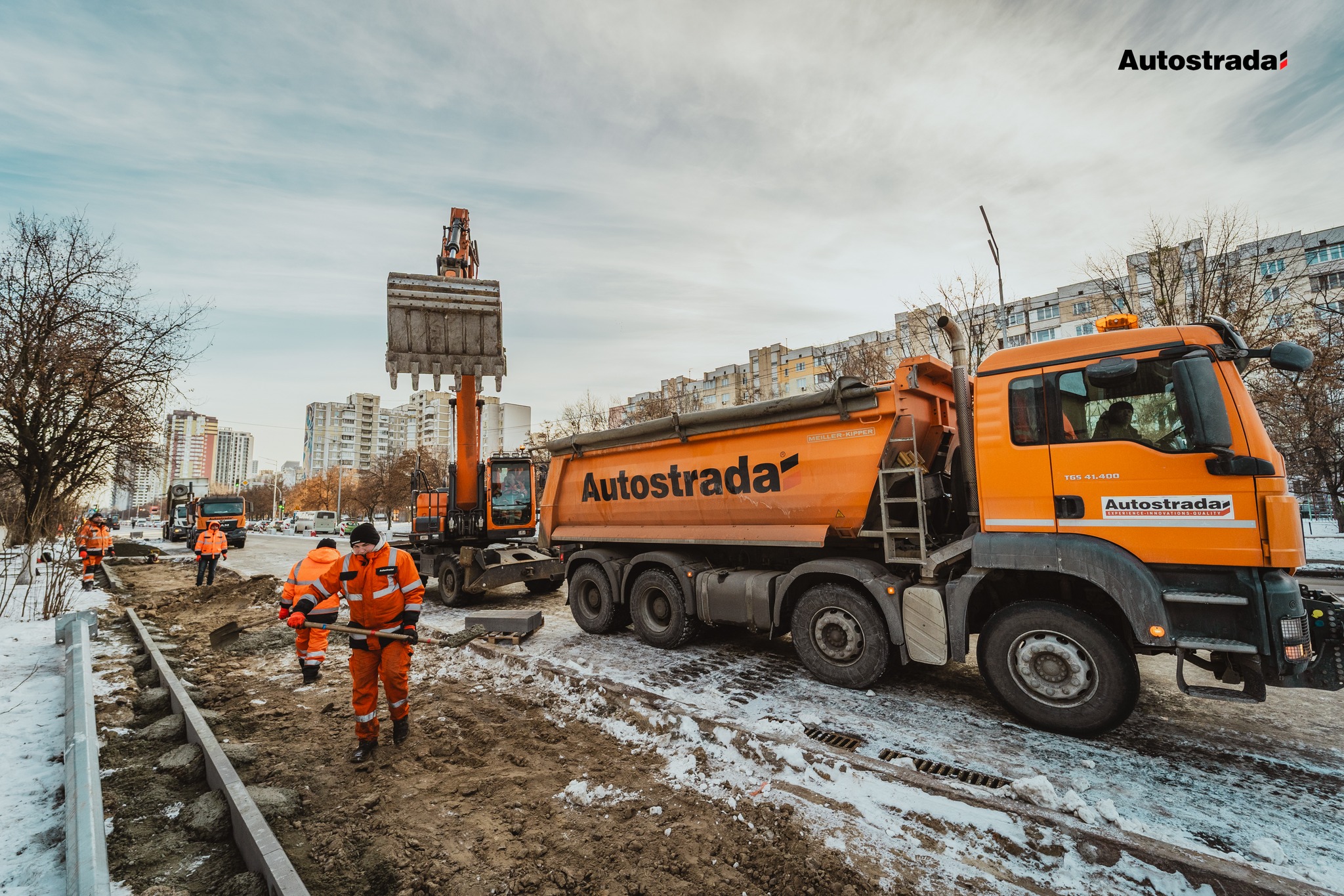 Капітальний ремонт Харківського шосе у Києві триває - фото 3