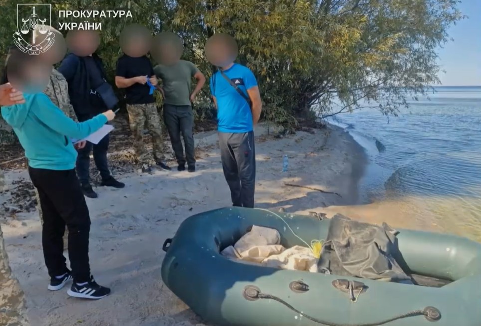 Судитимуть жителя Черкащини, що наловив у Дніпрі плітки, плоскирки і ляща