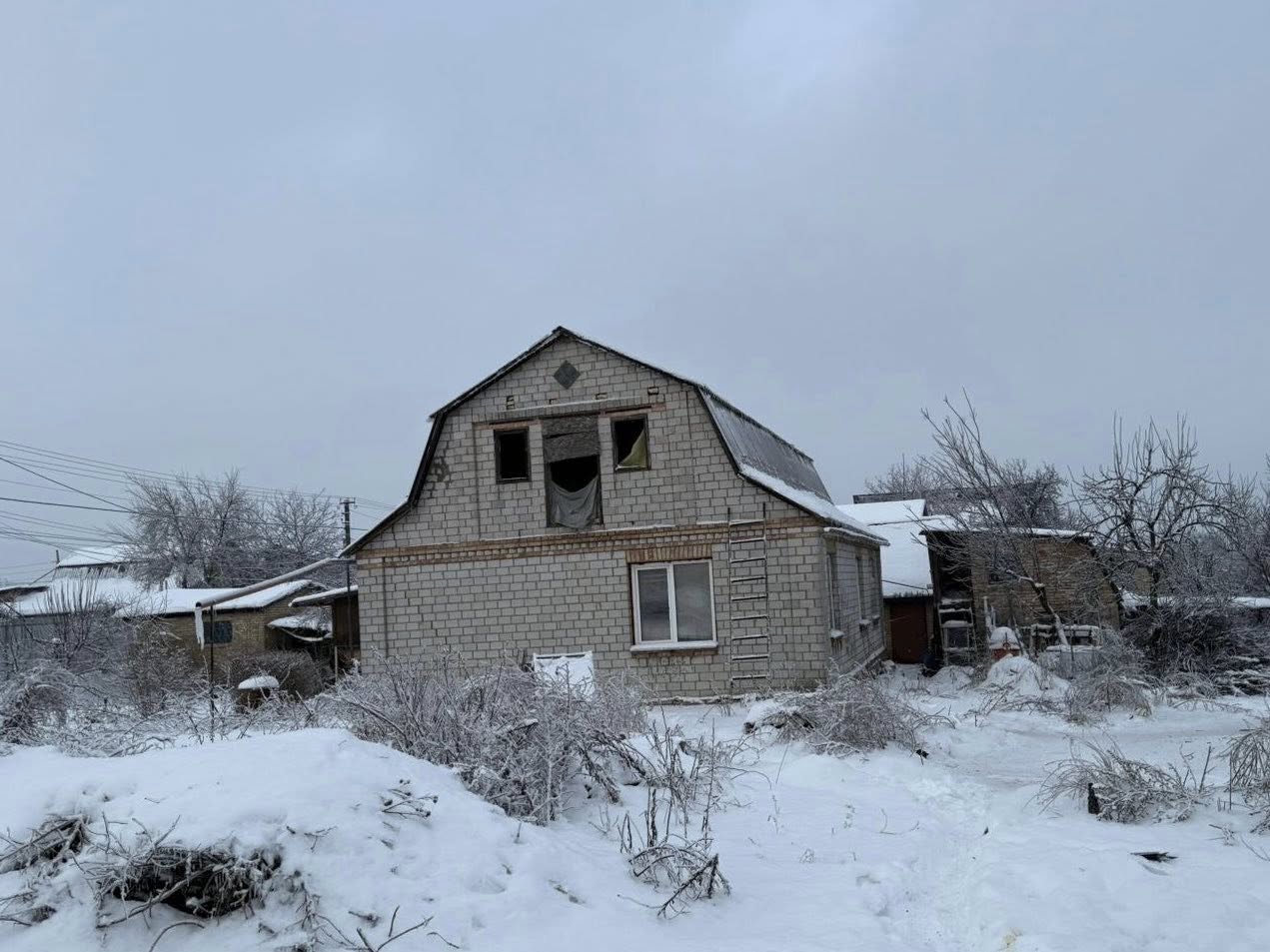 У Бучанській громаді фіксують наслідки падіння уламків ворожих дронів - фото 4