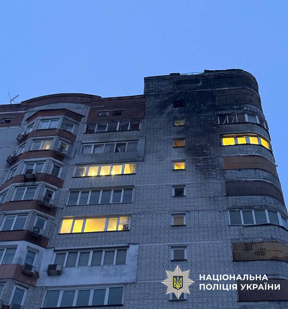 Поліція фіксує наслідки атаки ворога на Київ - фото 3