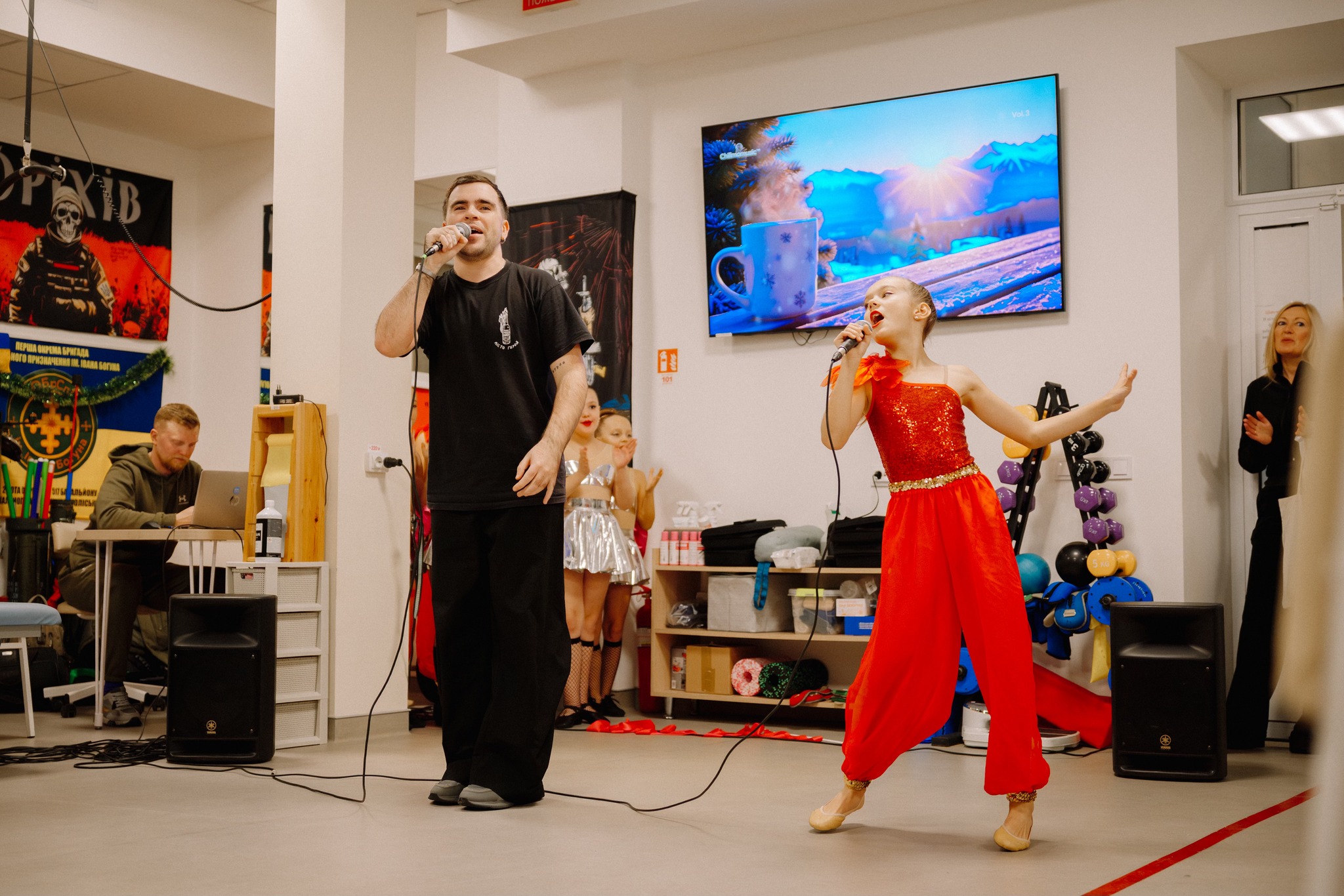 У Вінниці Wellboy заспівав для військових, які проходять реабілітацію - фото 5