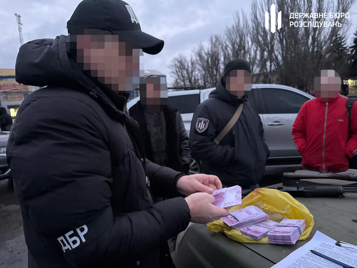 На Донеччині військового викрили на незаконному продажі ПЗРК та кулеметів - фото 2