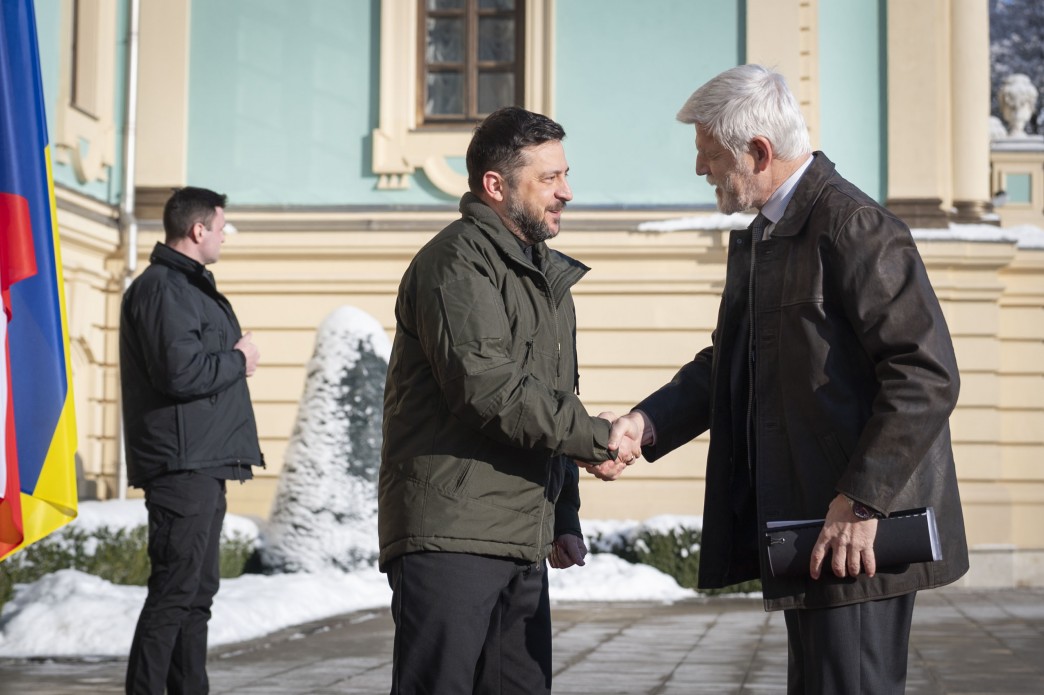 Дипломатична робота, підтримка стійкості та відновлення України: Володимир Зеленський зустрівся з Петром Павелом