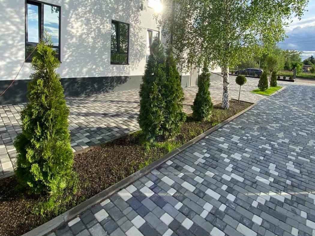 Тротуарна плитка в Києві: поради при виборі та укладанні