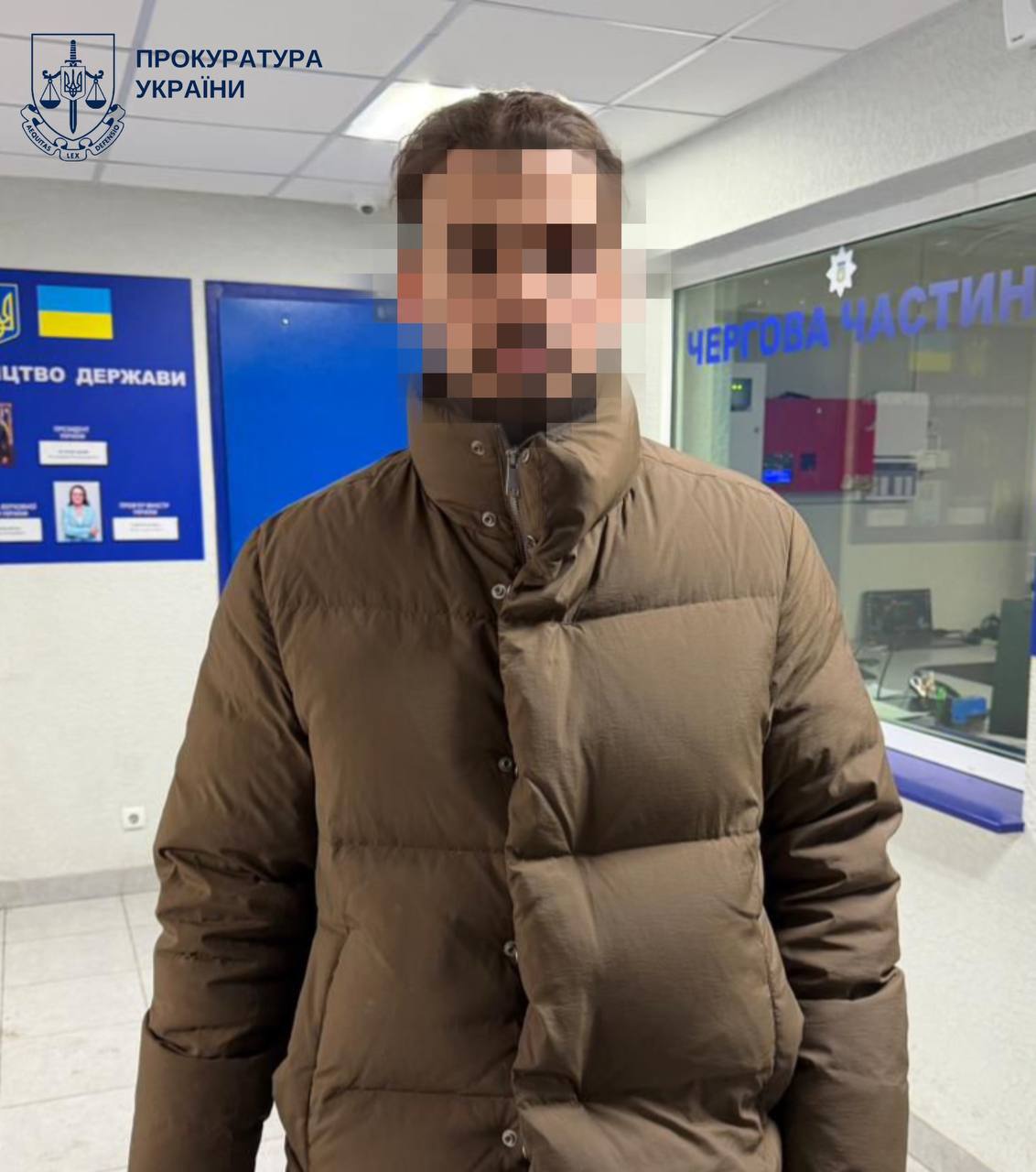 Чоловіка, який шантажував українську співачку Alyosha, затримали