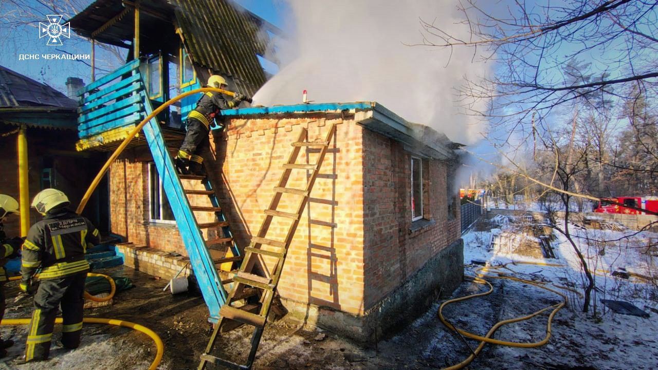 Двоє людей загинули під час пожеж на Черкащині - фото 2