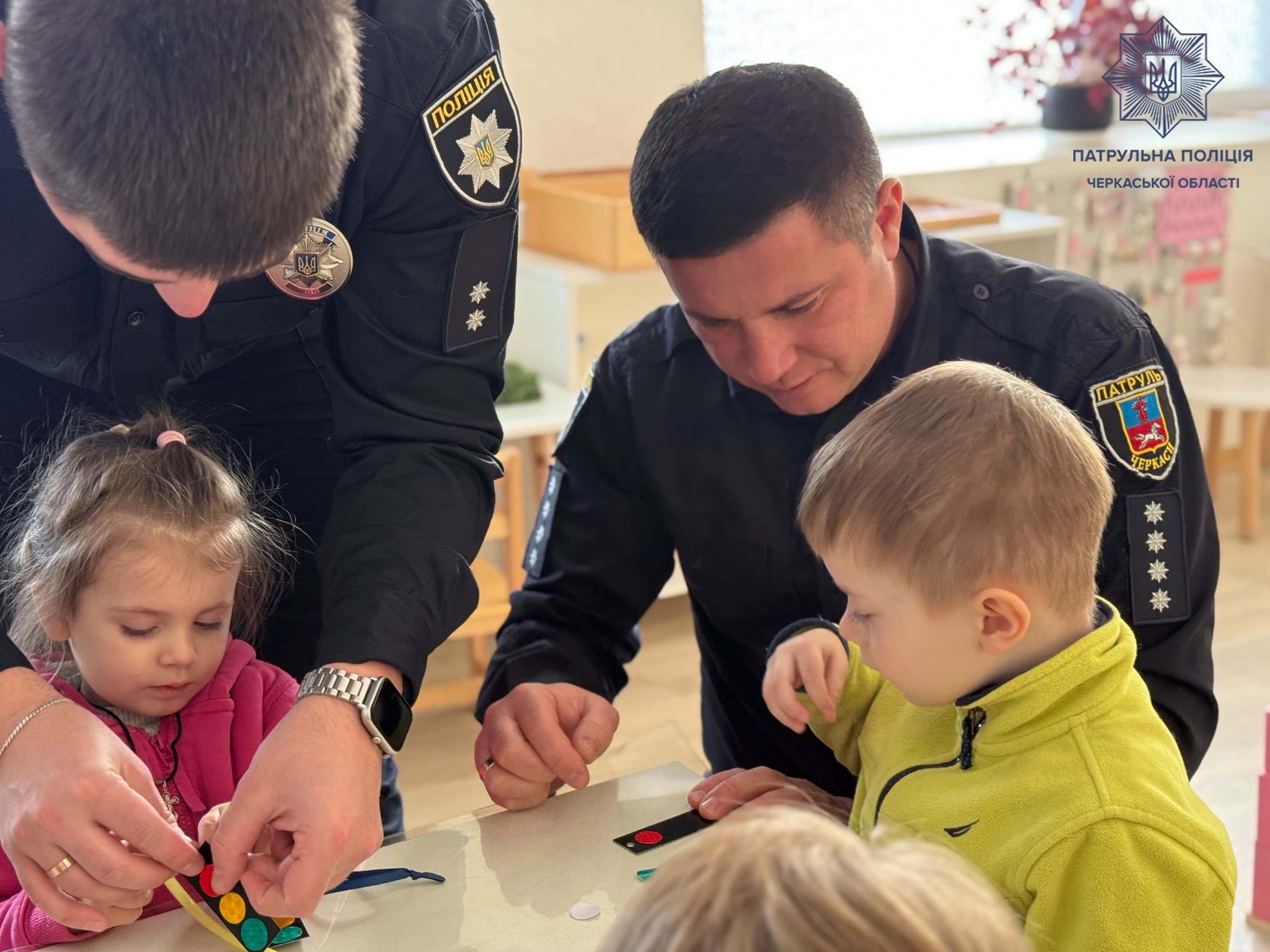 Патрульні провели заняття для малюків із дитячого садочка у Черкасах - фото 6