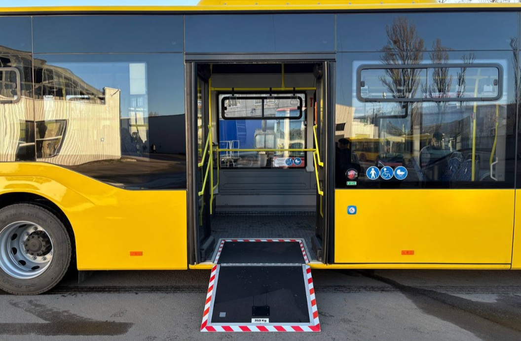 У Києві для підсилення на маршрути вийдуть ще 20 нових автобусів - фото 2