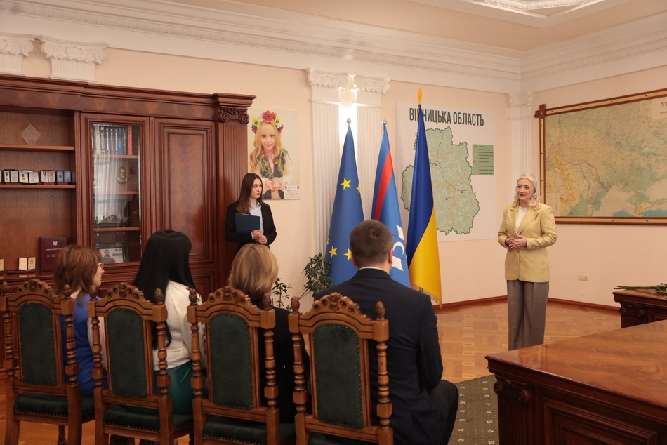 До Дня Соборності вінничан нагородили державними відзнаками - фото 2