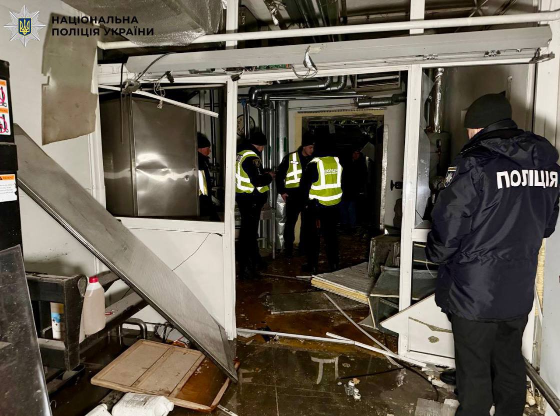 Руйнування та пошкодження зафіксовані у 4 районах Києва: фото