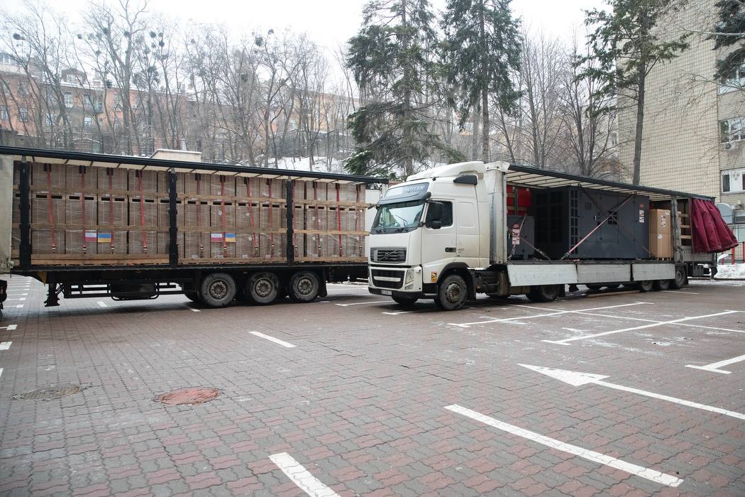 Київ отримав від Польщі 130 генераторів - фото 2