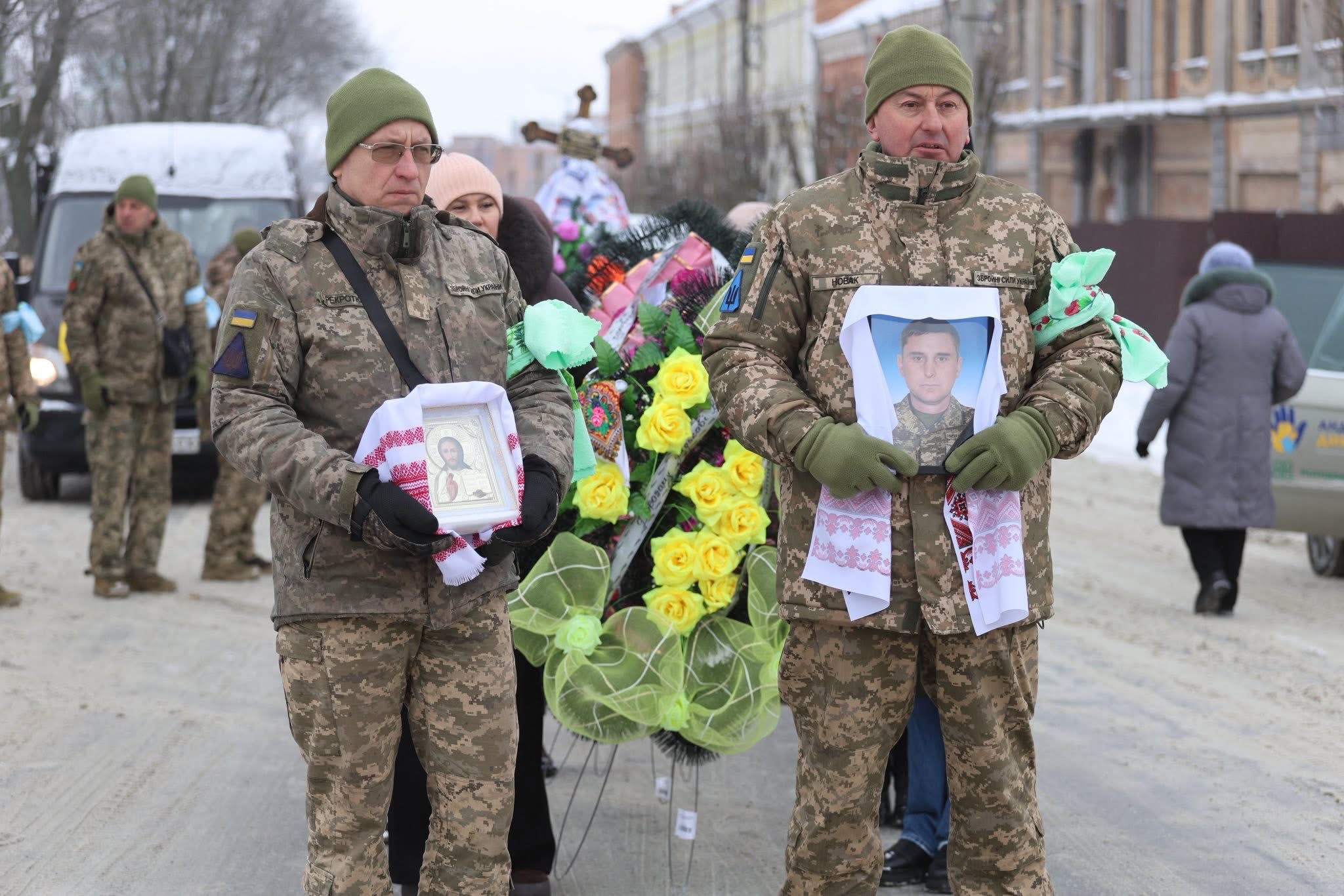 В Умані попрощалися з командиром відділення кулеметного взводу - фото 6