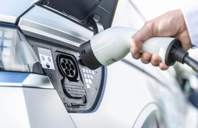 Розмитнення електромобілів у 2026 році: деталі